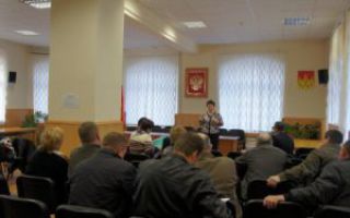 «Социально – правовая приемная потребителей услуг ЖКХ» в администрации Кромского района